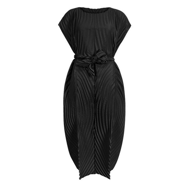 Classic Round Neck Short Sleeve Tie Waist Wavy Pleated Midi Dress