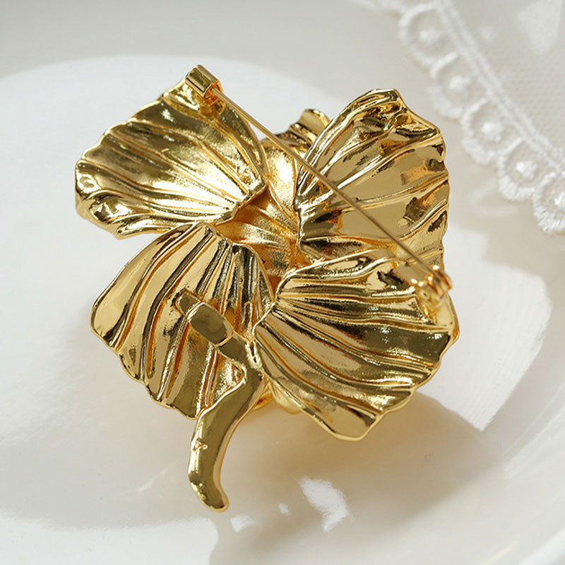 FOR YOU IN FULL BLOSSOM Glossy 18K Gold Plated Rose Flower Brooch