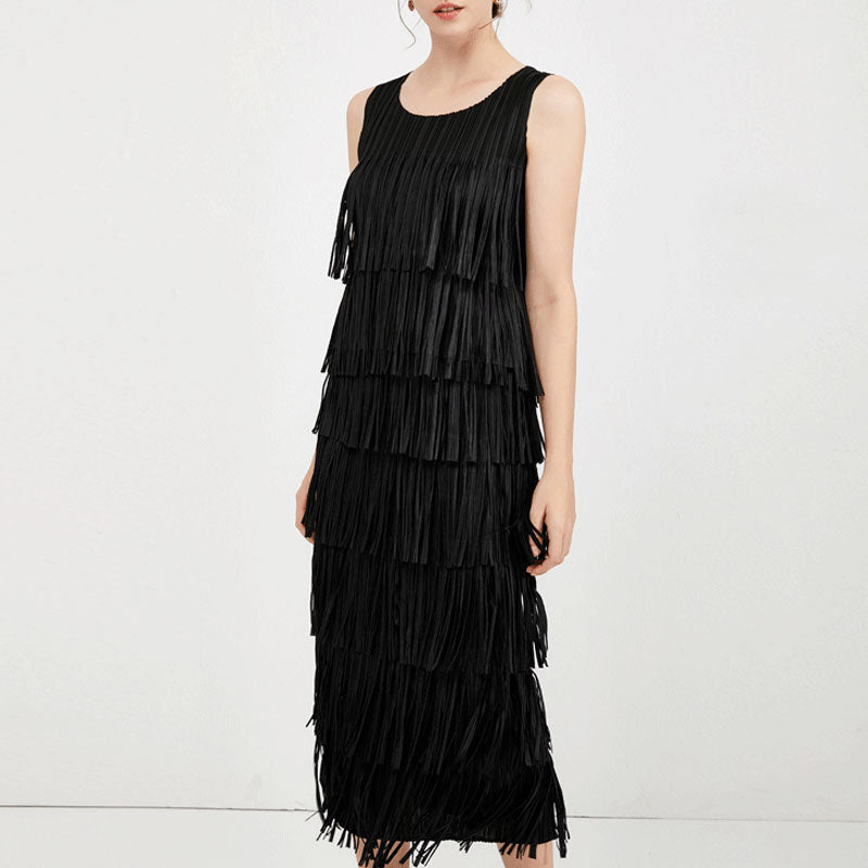 Playful Tiered Fringed Round Neck Monochrome Pleated Sleeveless Top