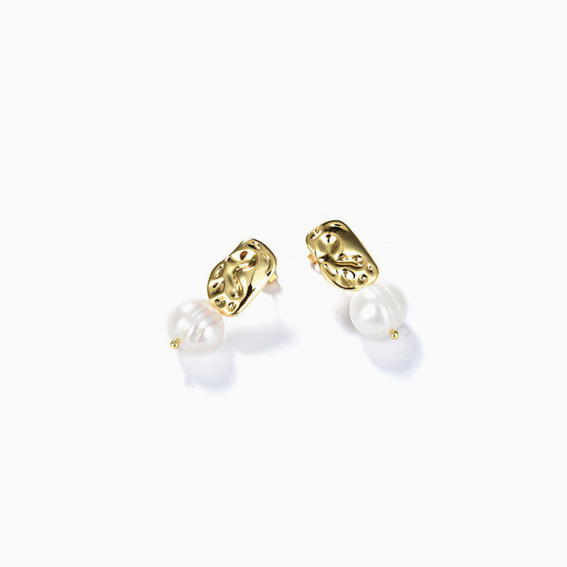 Chic Style Pearl Pendant Gold Charm Stud Earrings - Gold